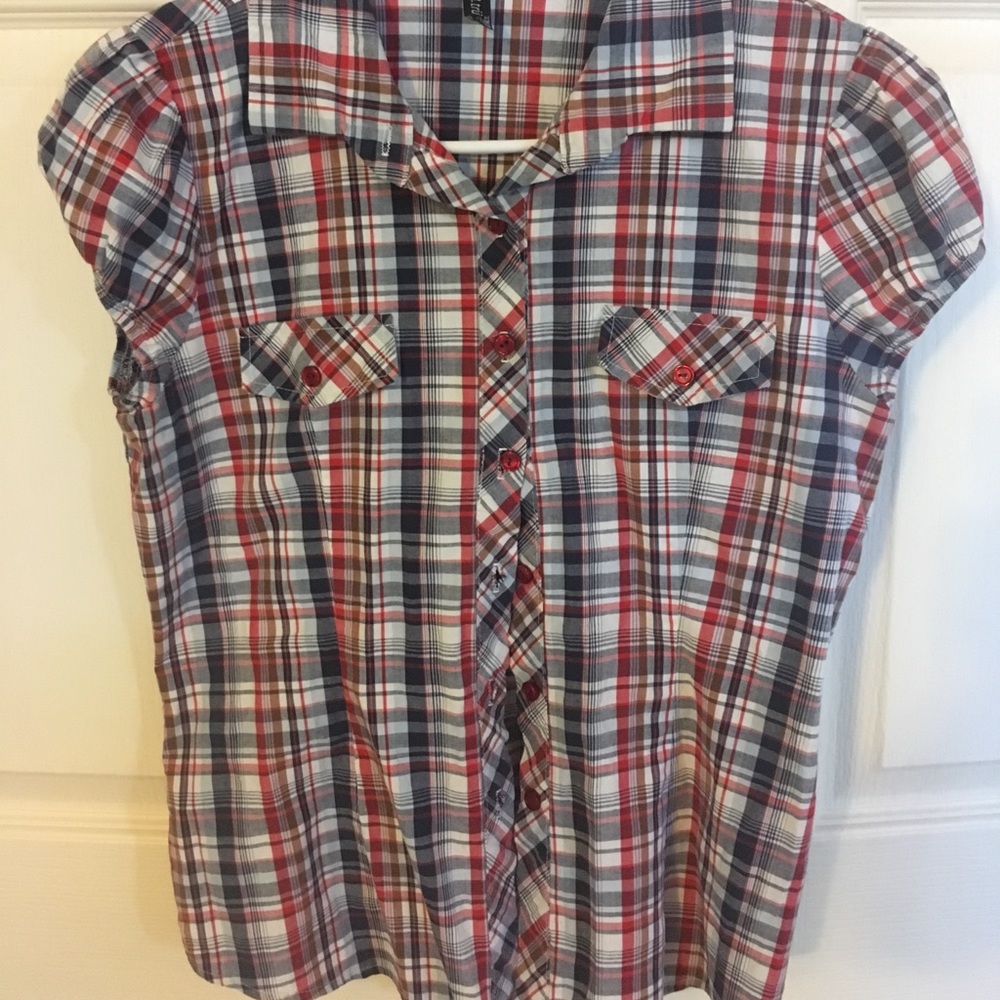 Red and blue plaid short sleeve button up